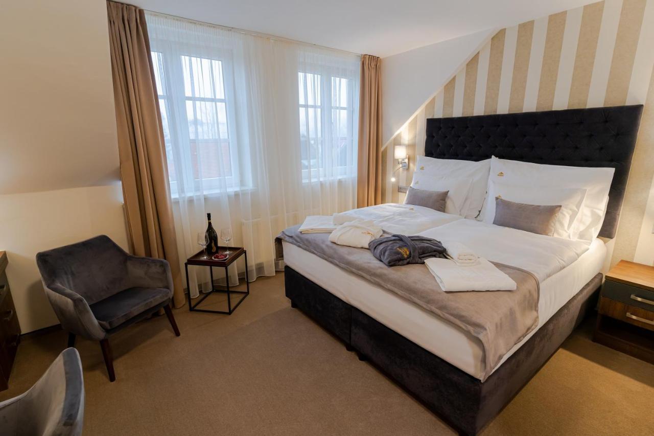 Hotel Demaenova **** Ліптовський Мікулаш Екстер'єр фото